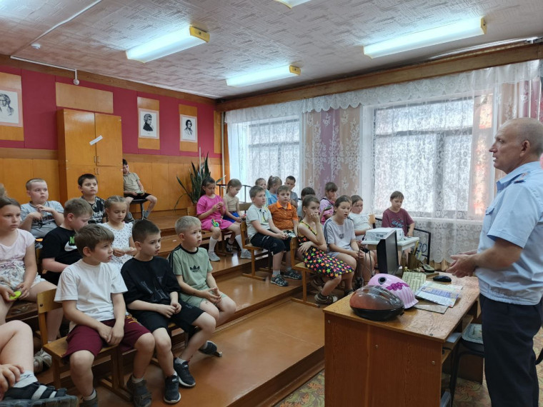 А У НАС КАНИКУЛЫ!.